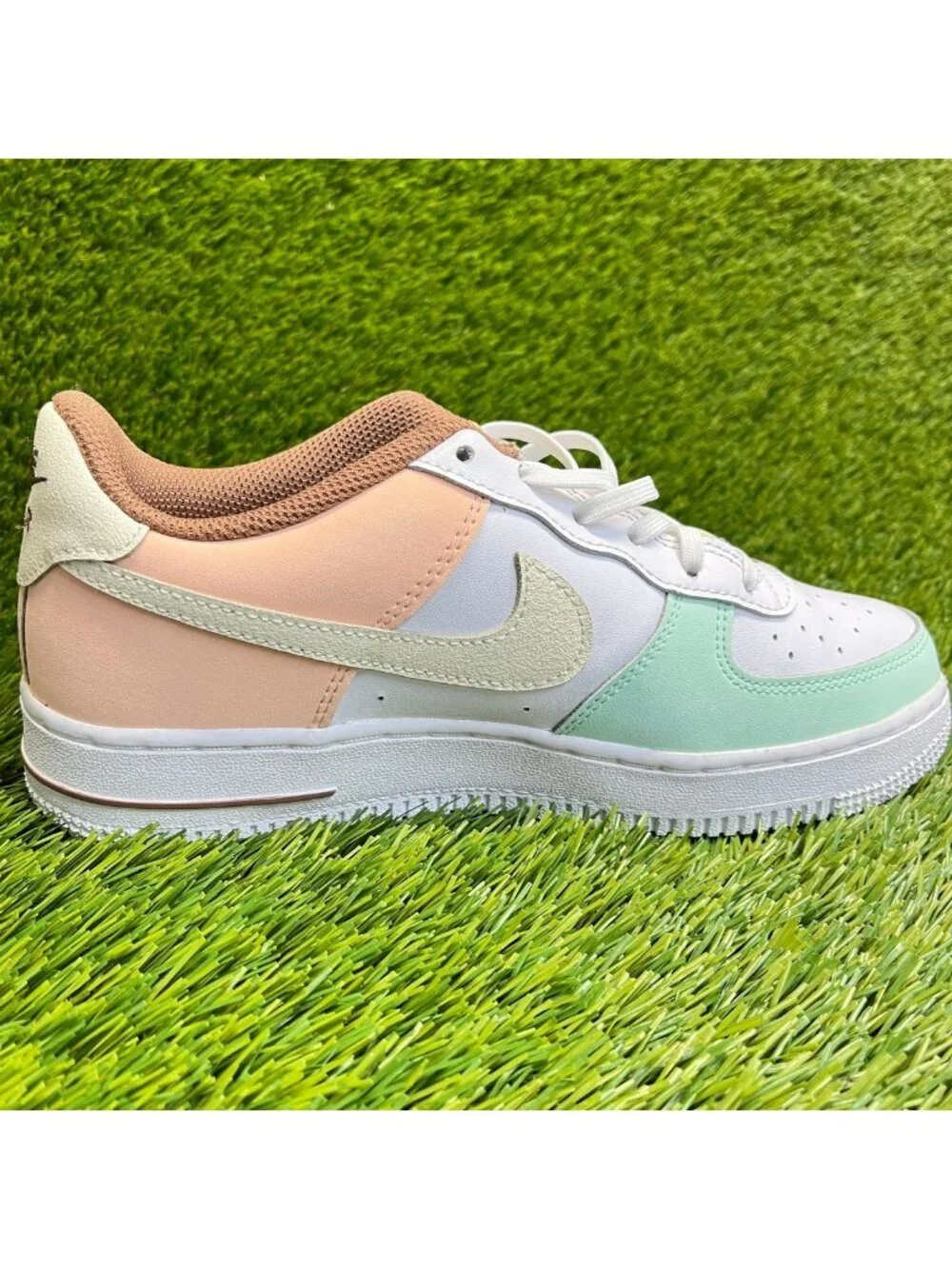 Nike Air Force 1 LV8 Ice Cream Girls Size 5.5Y White Pink Athletic Shoes Sneaker